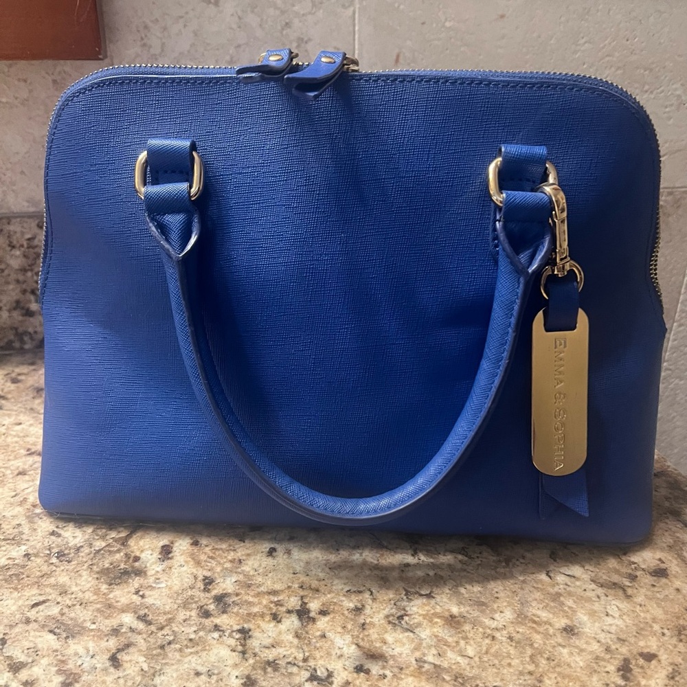 Leather Satchel with Structured Design
Electric blue very clean bag